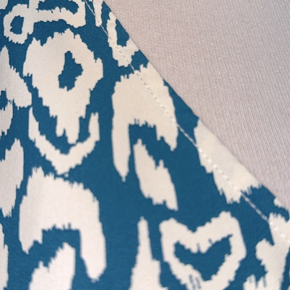 NWT Vince Camuto desert, summer, teal waters, balloon sleeve blouse, size medium - Picture 5 of 5